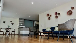 Living Area (2)