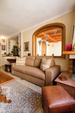 Lounge area with sofa bed