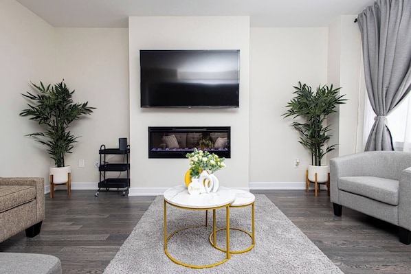 Living Room area with Fireplace