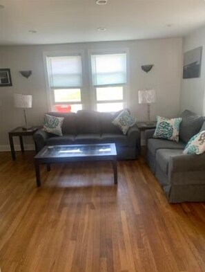 New sectional couch being delivered in April - updated photos to come