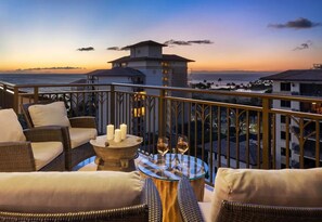 West Lanai for cocktails