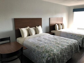 Unit with two Queen beds