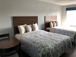 Unit with two Queen beds