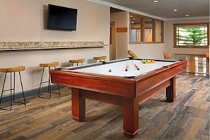 Spielezimmer