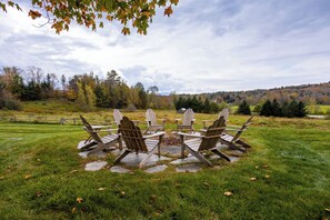 fire pit looking at mountains