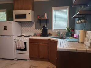 Cozy kitchen!
