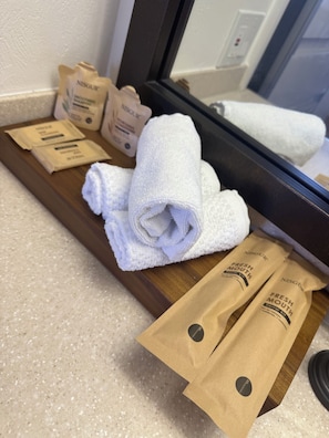 Bathroom amenities