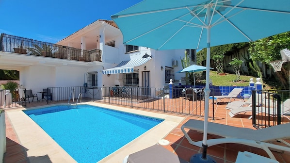 Sol y Mar and pool