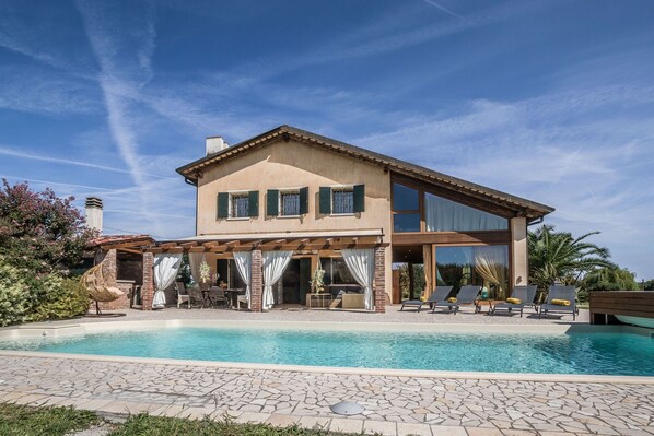 Autumn, Pool, Spring, Summer