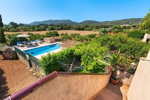 Vue de la maison de vacances [été]