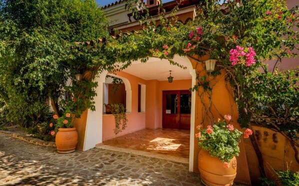 Holiday Home Exterior [summer]