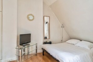 Living Room - Sofa Bedd