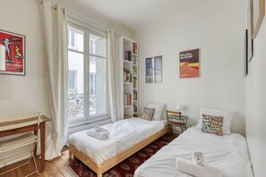 Bedroom 2 - Twin Beds 