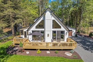Discover serenity inside this inviting and picturesque vacation home