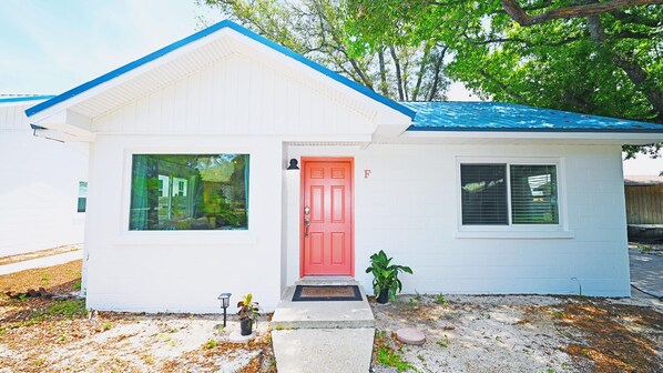 The Enchanting | Cottage F
