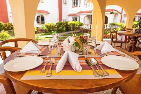 Outdoor dining
