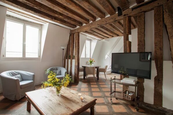 A Duplex Home at St Germain - 4 - 1