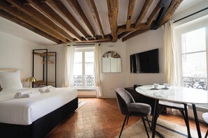Tasteful Studio At Saint Germain - 3