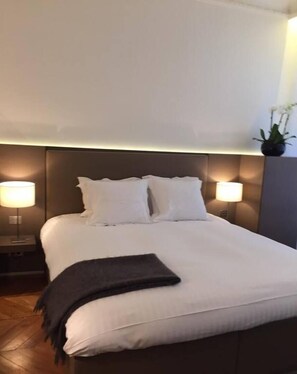Charming Studio few Meters Away From Champs Elysee - 3