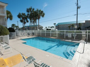 Grand Caribbean pool