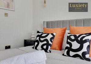 Bedroom at Luxiety Stays Serviced Accommodation in Southend-On-Sea