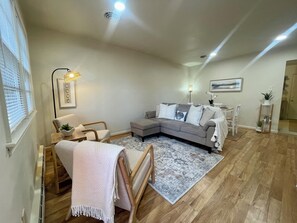 Cape Henry Cottage 