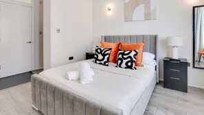 Bedroom at Luxiety Stays Serviced Accommodation in Southend-On-Sea