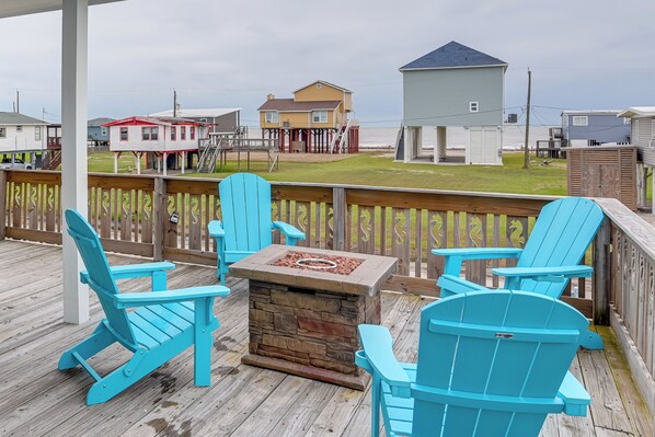 Surfside Beach Vacation Rental | 4BR | 3BA | 2,100 Sq Ft | Step-Free Access