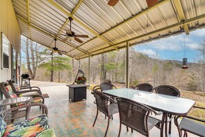 Covered Patio | Gas Grill