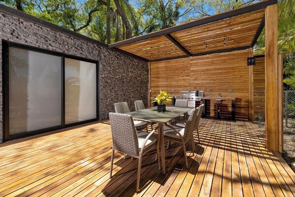 Tropical luxury, just for you.