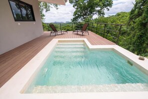 	Elegant comfort under the sun or rain.