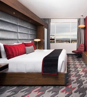 Unit with 1 King size bed