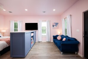 Even in a small space, enjoy plenty of leg room to enjoy your favorite movie or tv show or break out the games to enjoy your companion.