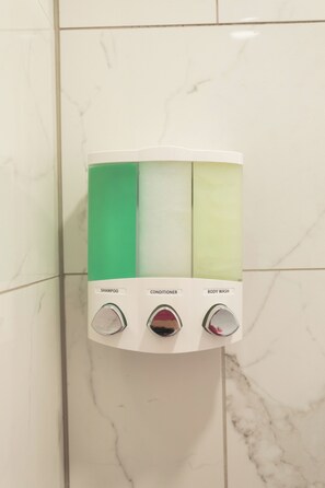 Équipements de salle de bain