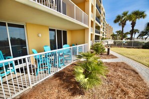 Azure #117: Balcony
