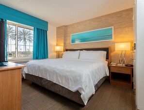 Unit with Queen bed