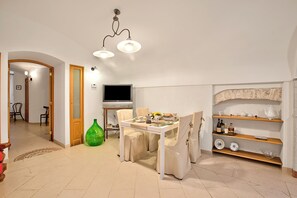 Kitchen and dining area