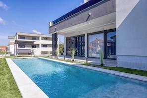 Private Pool