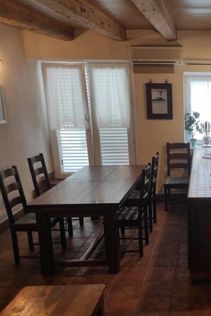 Dining room