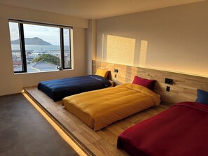 Bedroom bed x 3