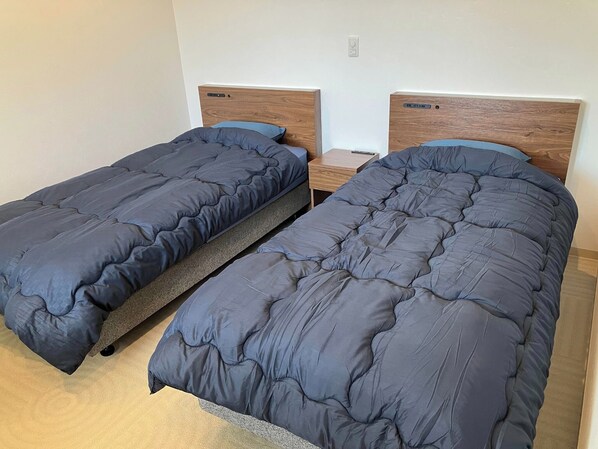 ・[Twin] A clean twin room! A comfortable space for two people staying multiple nights.