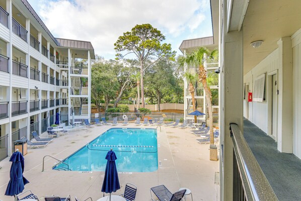 Hilton Head Island Vacation Rental | 1BR | 1BA | 518 Sq Ft | Elevator Access