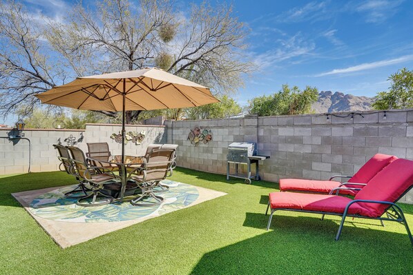 Tucson Vacation Rental | 2BR | 1BA | 1,000 Sq Ft | Small Step for Entry