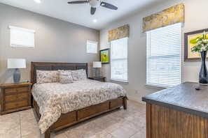 Ground Floor King Master with Private EnSuite