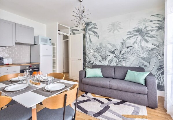 Living Room / Dining Area