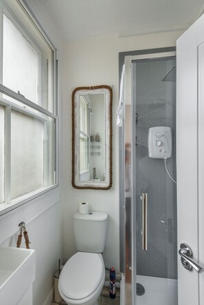 Bathroom 4369