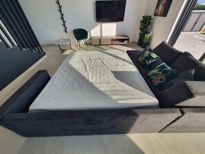 4bd55c15 5506 4271 97ac 0b6592ceea90