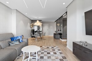 Stayhost (3)