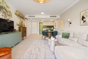 Stayhost (3)