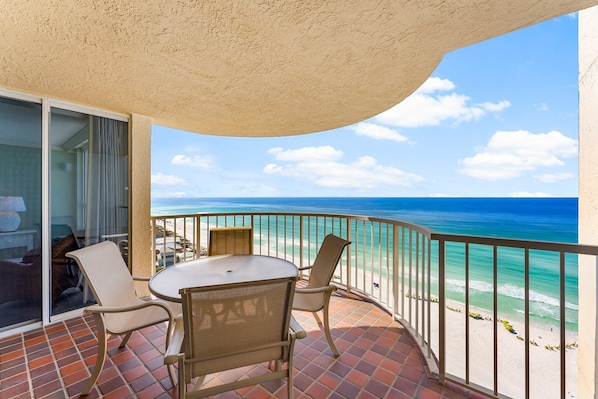 Gulf Front Oversized Balcony